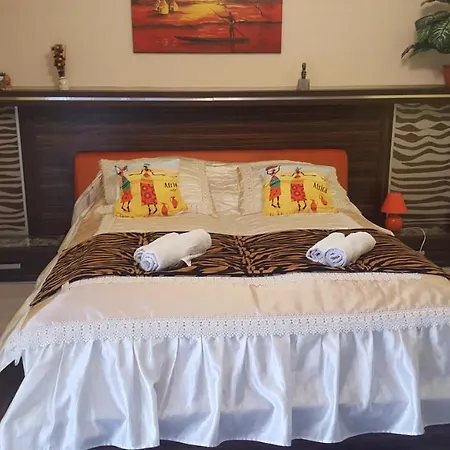 Safari Apartman *